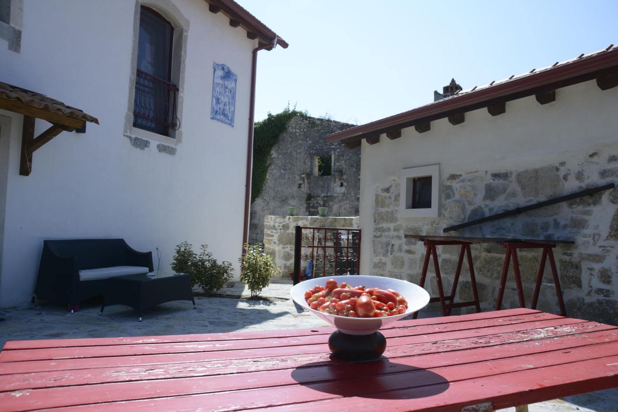 Casa Da Lima - Nestled In Nature On Santiago'S And Fatima'S Path, Close To Coimbra And Rabacal Alvorge Exterior foto